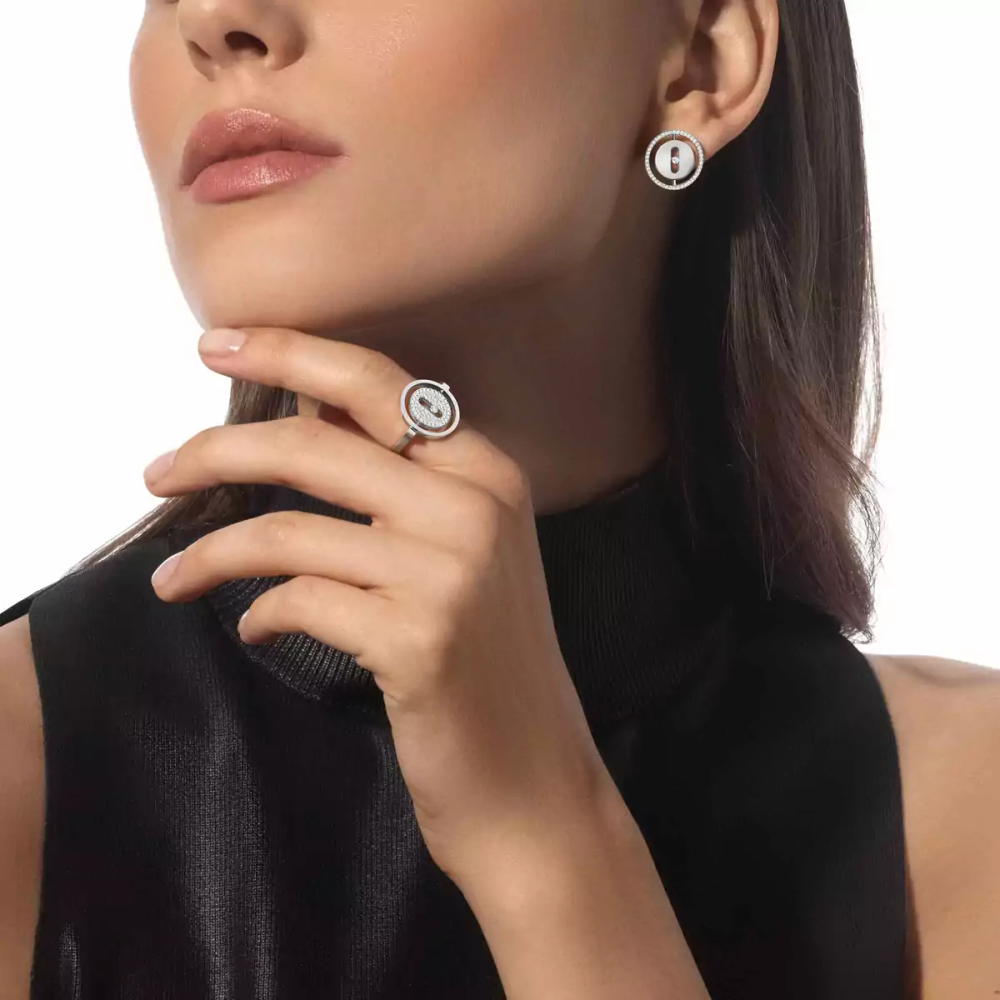 Lucky Move pavé ring, small model