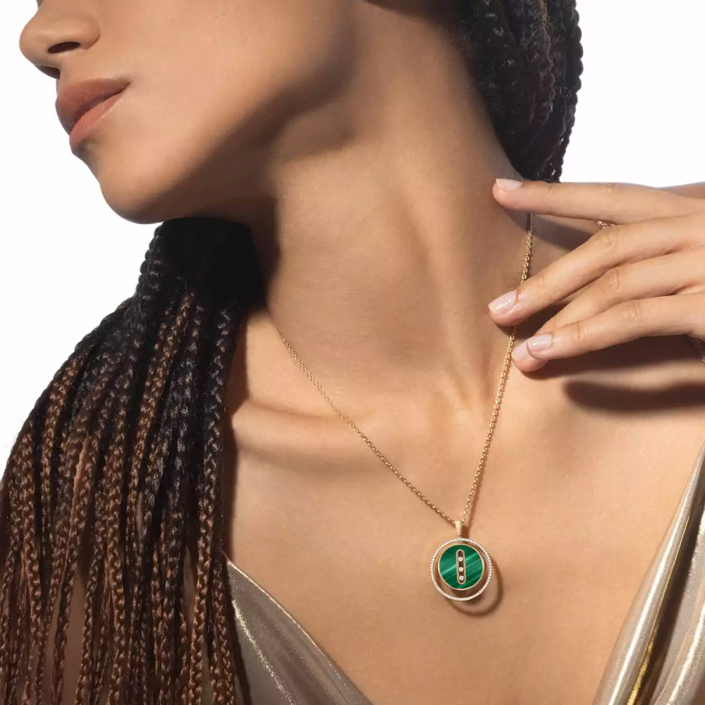 Lucky Move malachite necklace, medium model