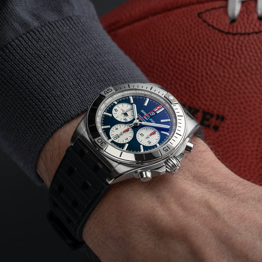 Chronomat B01 42 NFL New England Patriots Edition