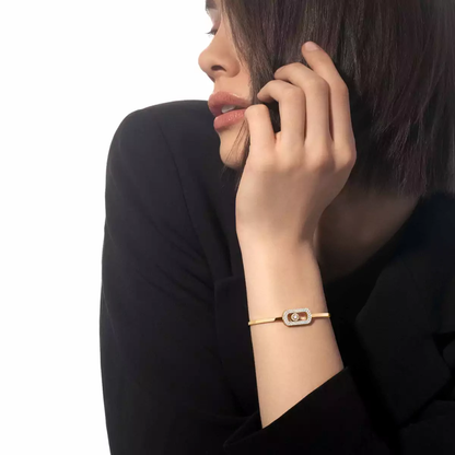 So Move Armreif mit Diamanten ausgefasst