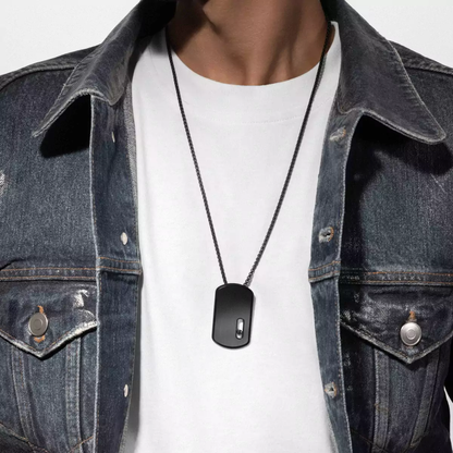 Move Titanium black pendant necklace