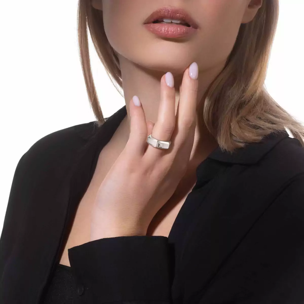 Moderniste brushed ring medium