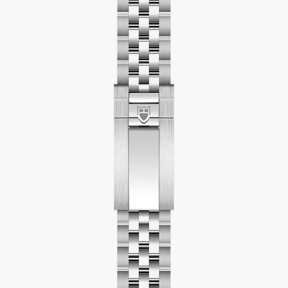 Black Bay Chrono