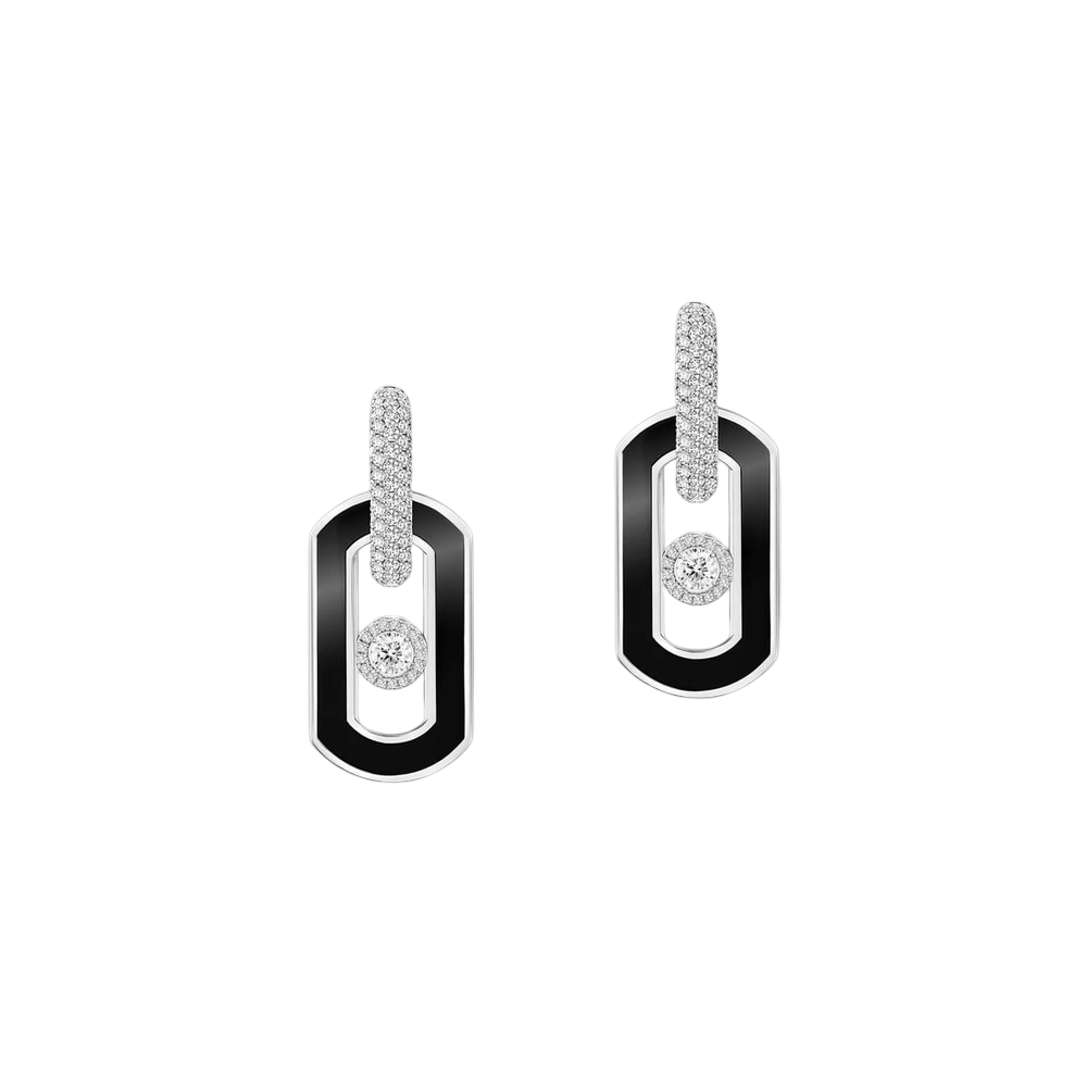 So Move Ohrhänger Onyx So Move Ohrringe aus 18 Karat Weißgold und Onyx mit Diamanten ausgefasst und mit einem beweglichen Diamanten im Brillantschliff in der Mitte, von einer Diamantumrandung in Szene gesetzt.