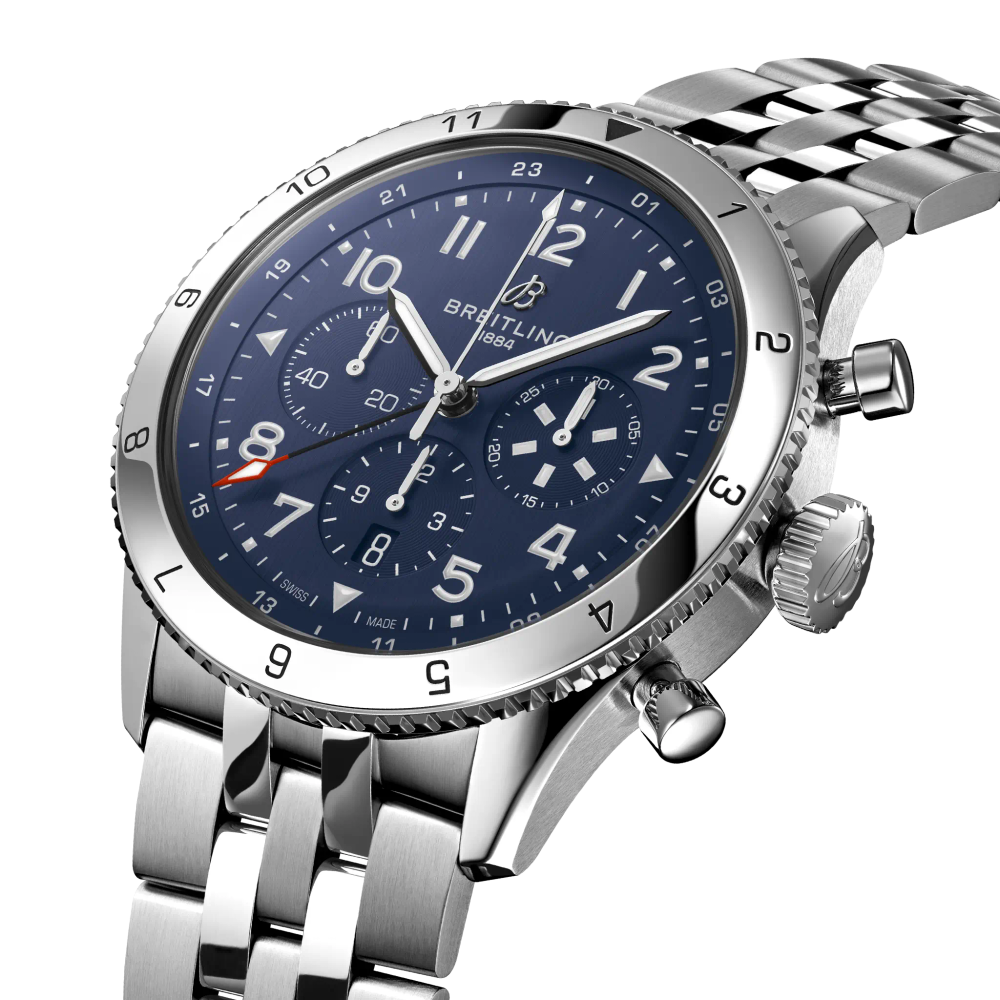 Classic AVI Super AVI B04 Chronograph GMT 46 Tribute to Vought F4U Corsair