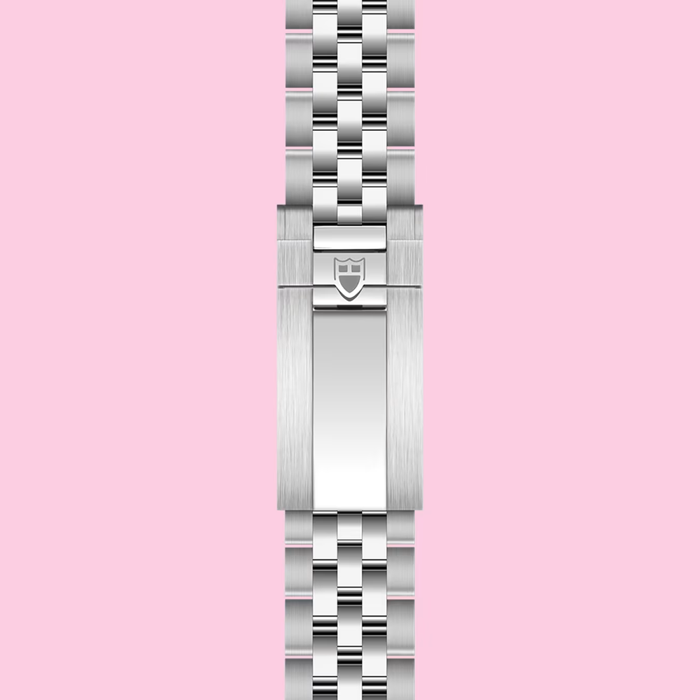 Black Bay Chrono