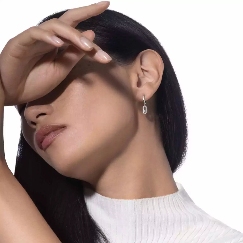 Move Uno single drop earring