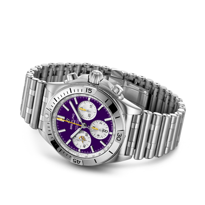 Chronomat B01 42 NFL Minnesota Vikings Edition