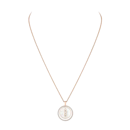 Lucky Move white mother-of-pearl necklace medium