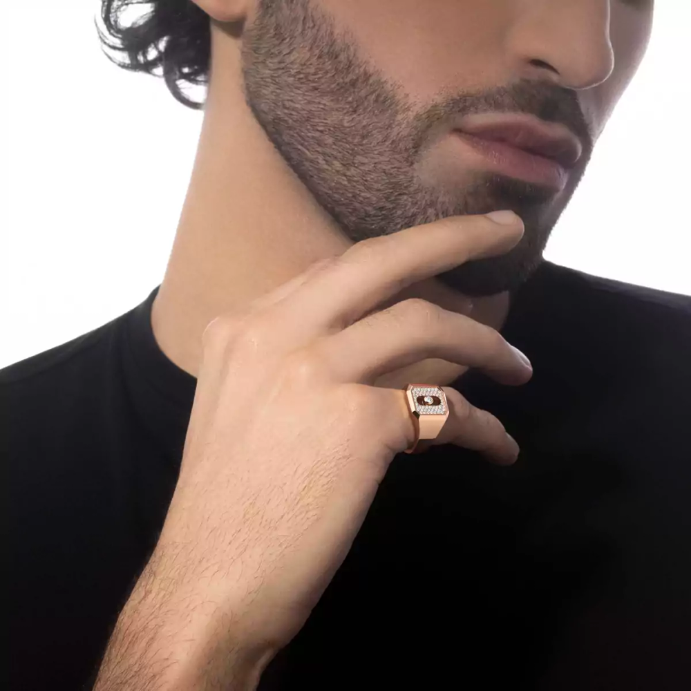 Move Joaillerie Pavé Signet Ring Pink Gold Diamond Ring