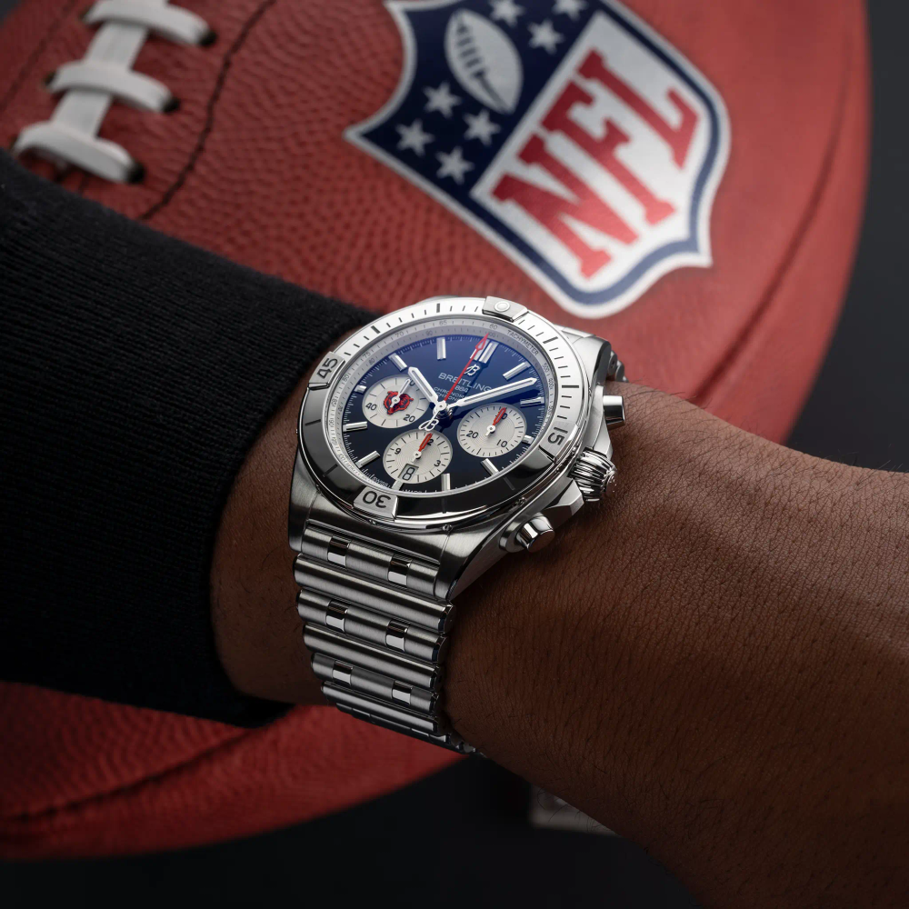 Chronomat B01 42 NFL Chicago Bears Edition
